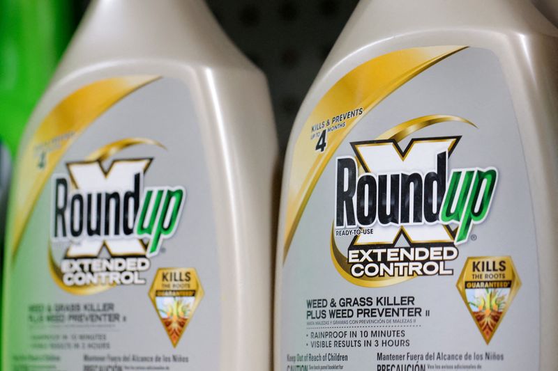 Bayer to replace glyphosate from US lawn products by 2023 - EHN